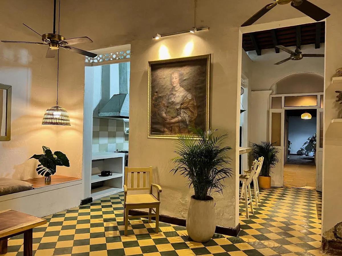 Hotel Casa Cocotte - Casa De Huespedes Santa Marta
