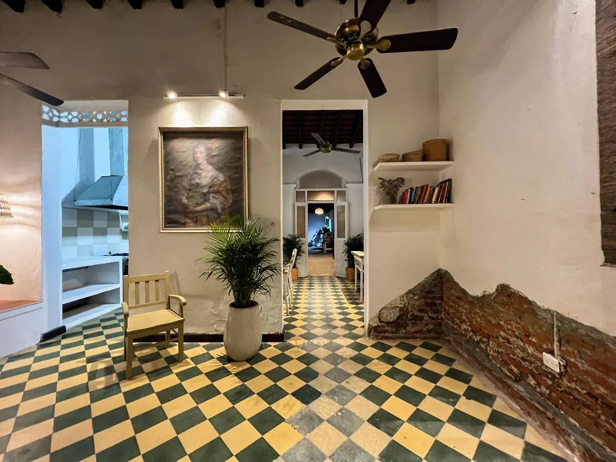 Hotel Casa Cocotte - Casa De Huespedes Santa Marta